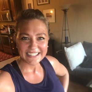 Meet your Posher, Carly